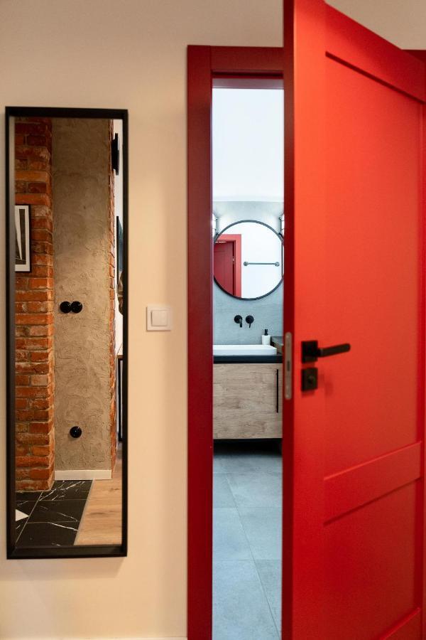 Apartament Foto Loft - Villa Vinci - Z Prywatnym Monitorowanym Parkingiem - Space Apart เยเลเนียกูรา ภายนอก รูปภาพ